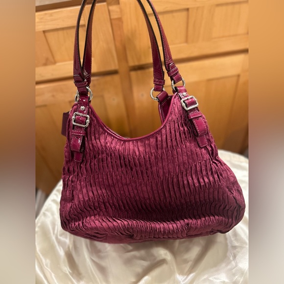 Purple Coach Madison Gathered Sateen Signature Maggie Shoulder Bag - Picture 2 of 7